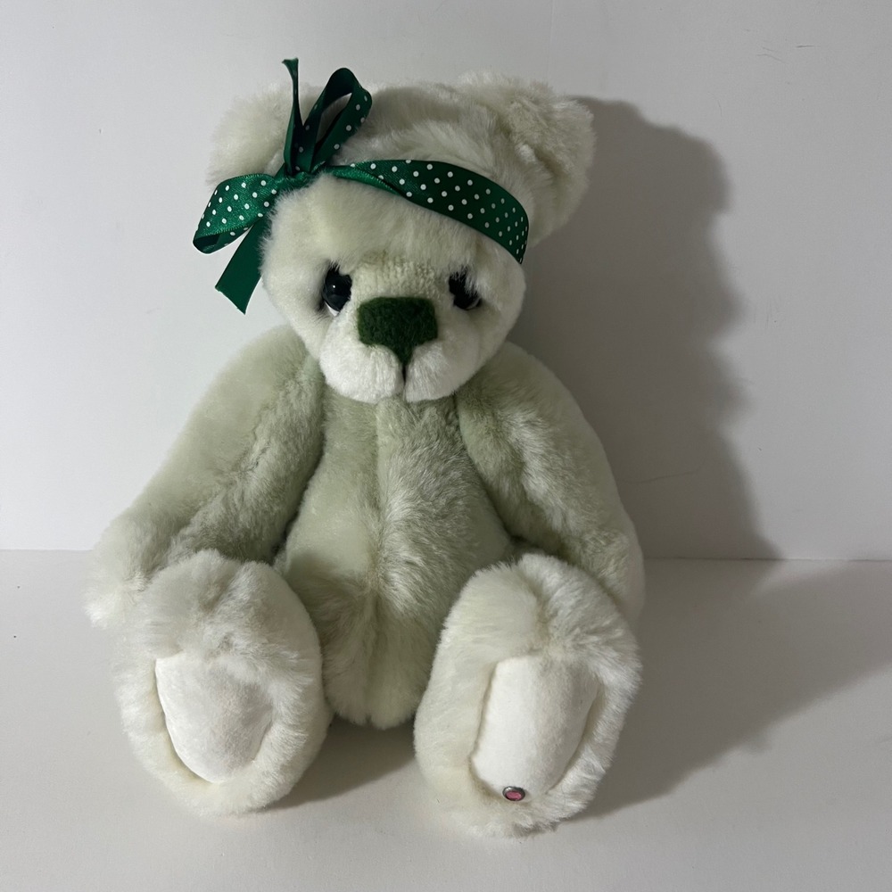 Kaycee Bears Retired HTF Breeze Bear Articulating Joints Kelsey Cunningham NWT